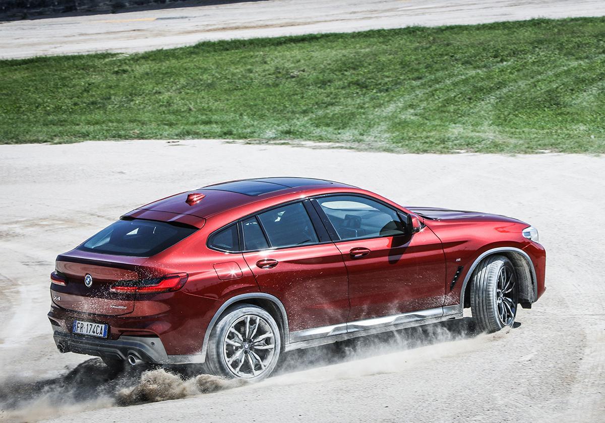 BMW X4 la nuova Sports Activity Coupé Patentati