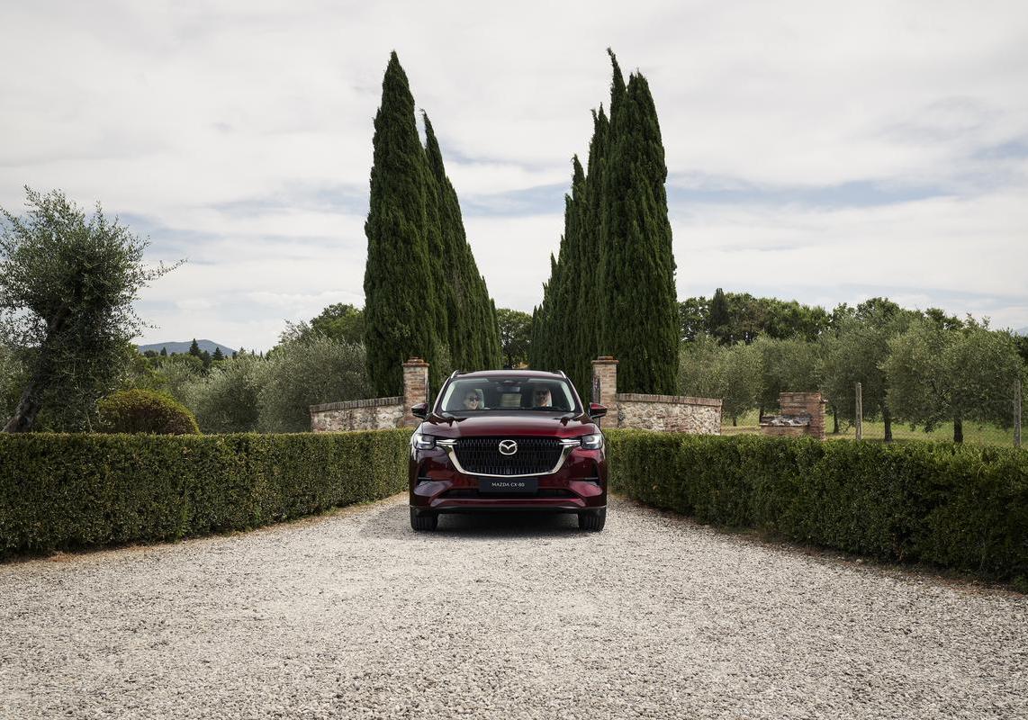 Mazda CX-80 e-Skyactiv MHEV anteriore