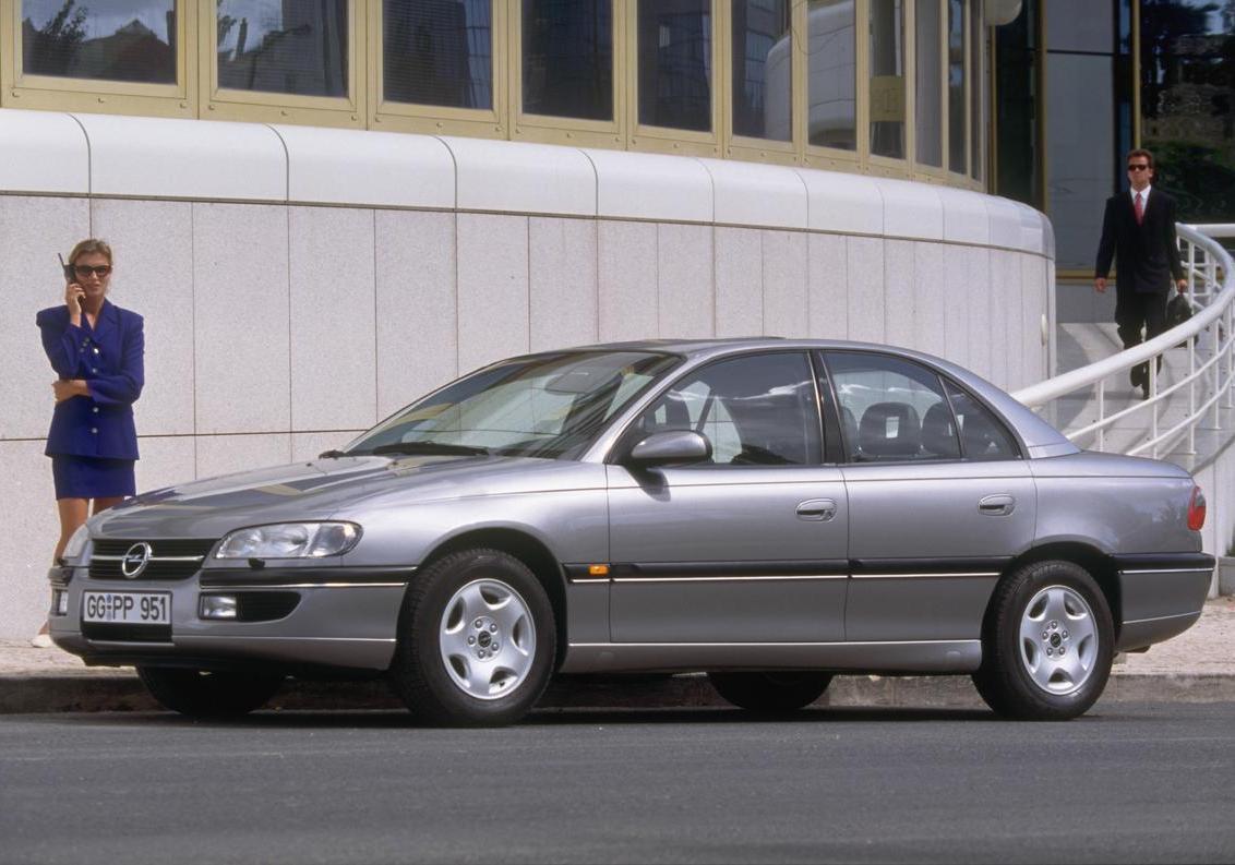 Opel Omega storia seconda generazione 3