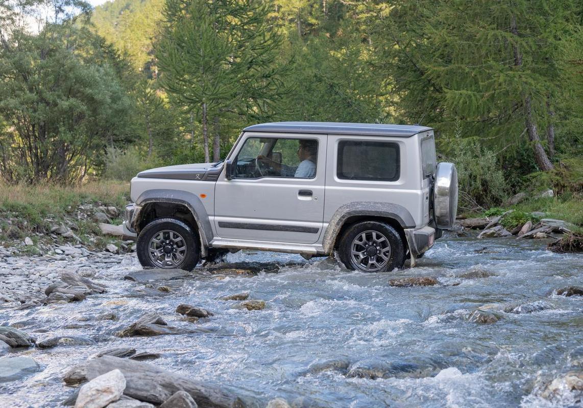 Suzuki Jimny Mata 5