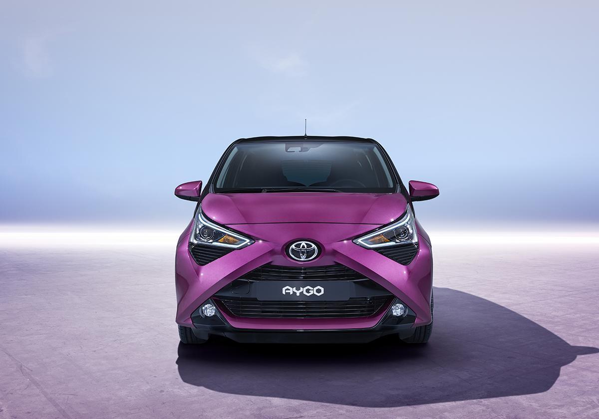 Toyota Aygo, La Nuova X - Patentati