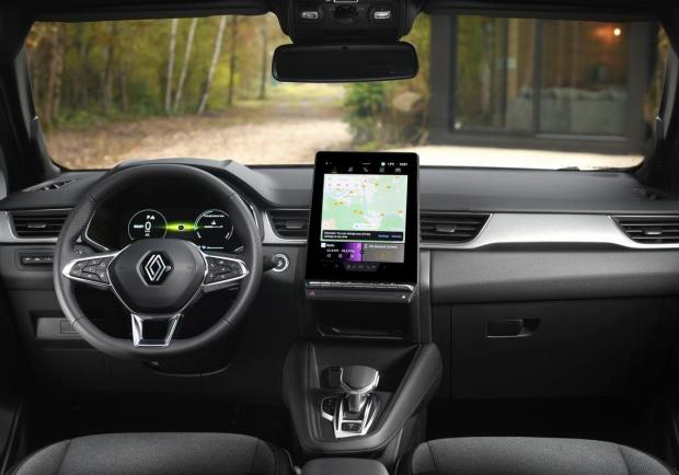 Renault Captur E-Tech Techno 2024 interni