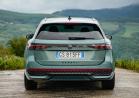 Volkswagen Passat Variant R-Line 2024 foto posteriore