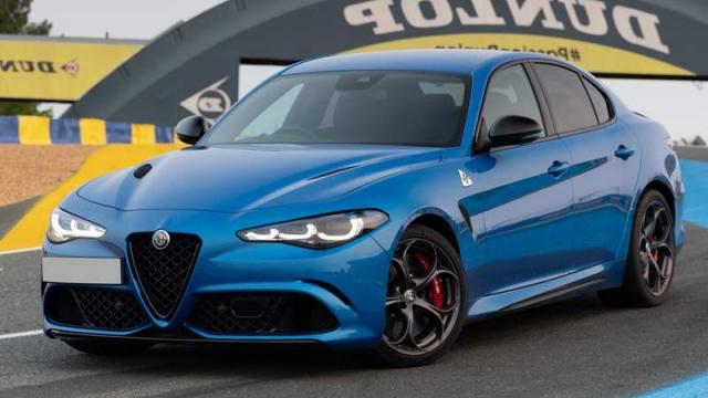 Alfa Romeo Giulia Quadrifoglio anteriore