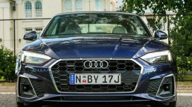 Audi A5 Cabriolet scura