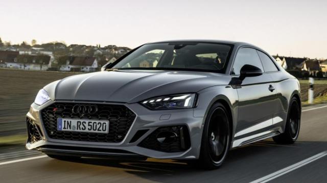 Audi RS5 coupe strada