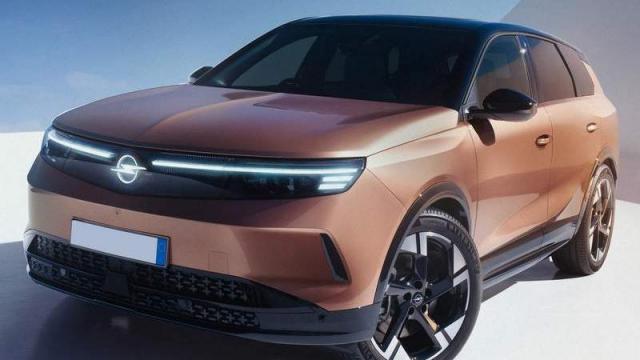 Opel Nuovo Grandland Electric anteriore