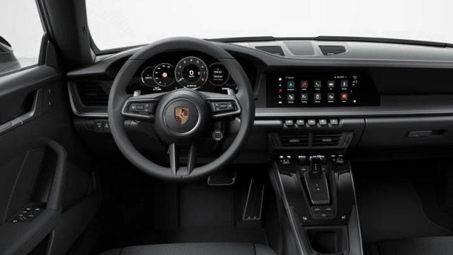 Porsche 911 Cabrio interni foto