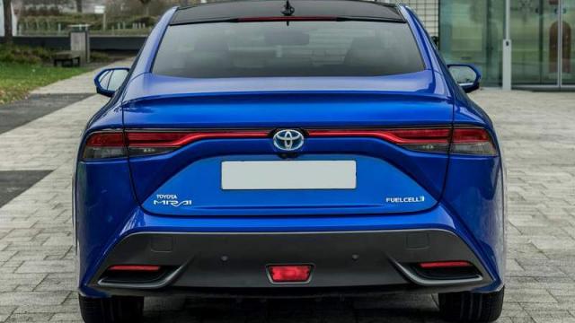 Toyota Mirai posteriore